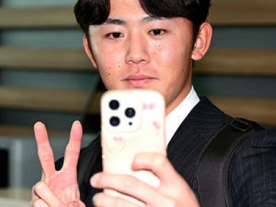 아시아쿼터 영입 소식에 일본 꽃미남 등장
