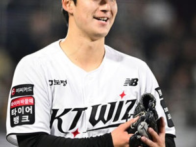 아시아쿼터 투수 데뷔 첫 선발 기회에 부진한 모습 보여
