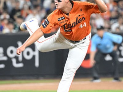 김서현 스프링캠프 첫 불펜피칭에 만족했대