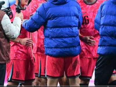한국 축구대표팀 볼리비아에 2-0 승리