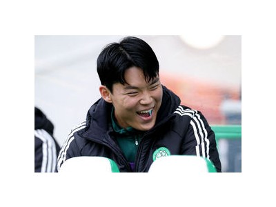 리즈 유나이티드 오현규 영입 검토 풀럼과 경쟁 중