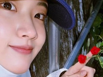김향기 동안 미모로 SNS 화제