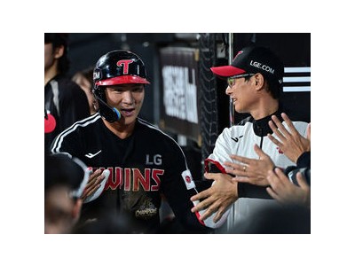 LG 5연승으로 4위 KIA 뛰어넘음