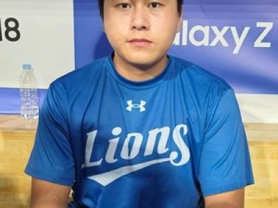 이대호 10년 만에 프로 데뷔전 출전